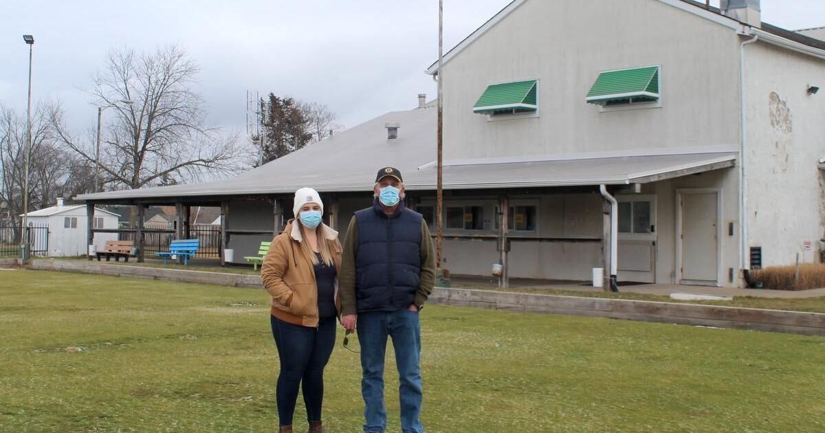 COVID19 lockdowns has left Niagara Badminton and Tennis Club with debt, uncertain future COVID19 lockdowns has left Niagara Badminton and Tennis Club with debt, uncertain future