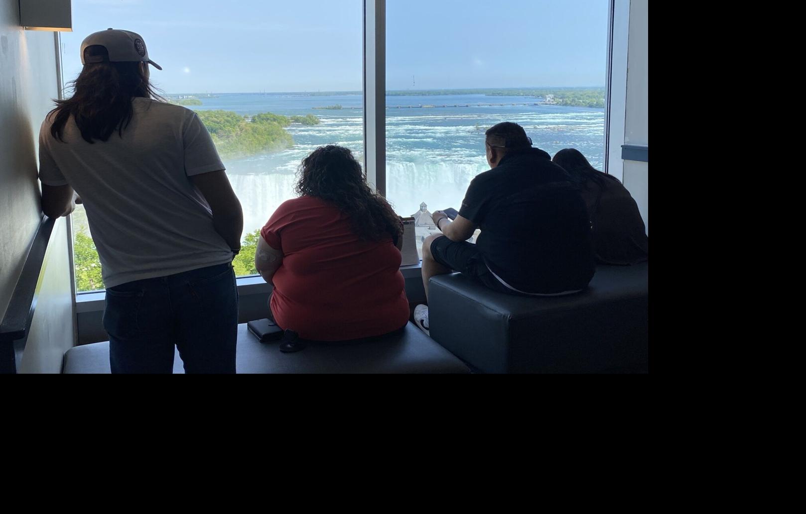 Nearly 900 First Nation evacuees remain in Niagara Falls