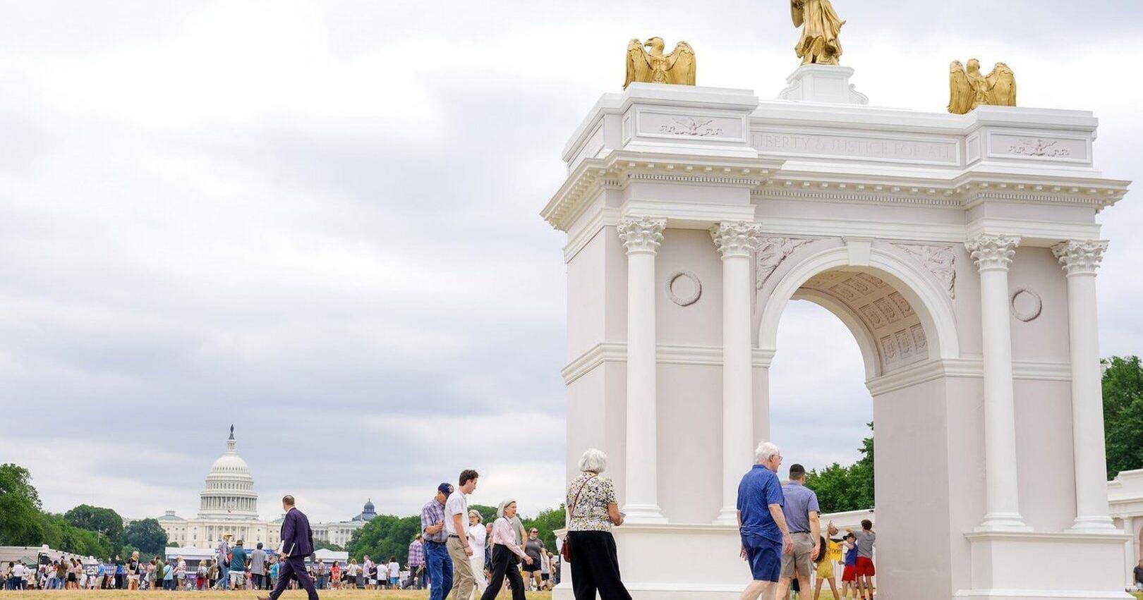 Trump plan for a triumphal arch in the nation capital is getting another review