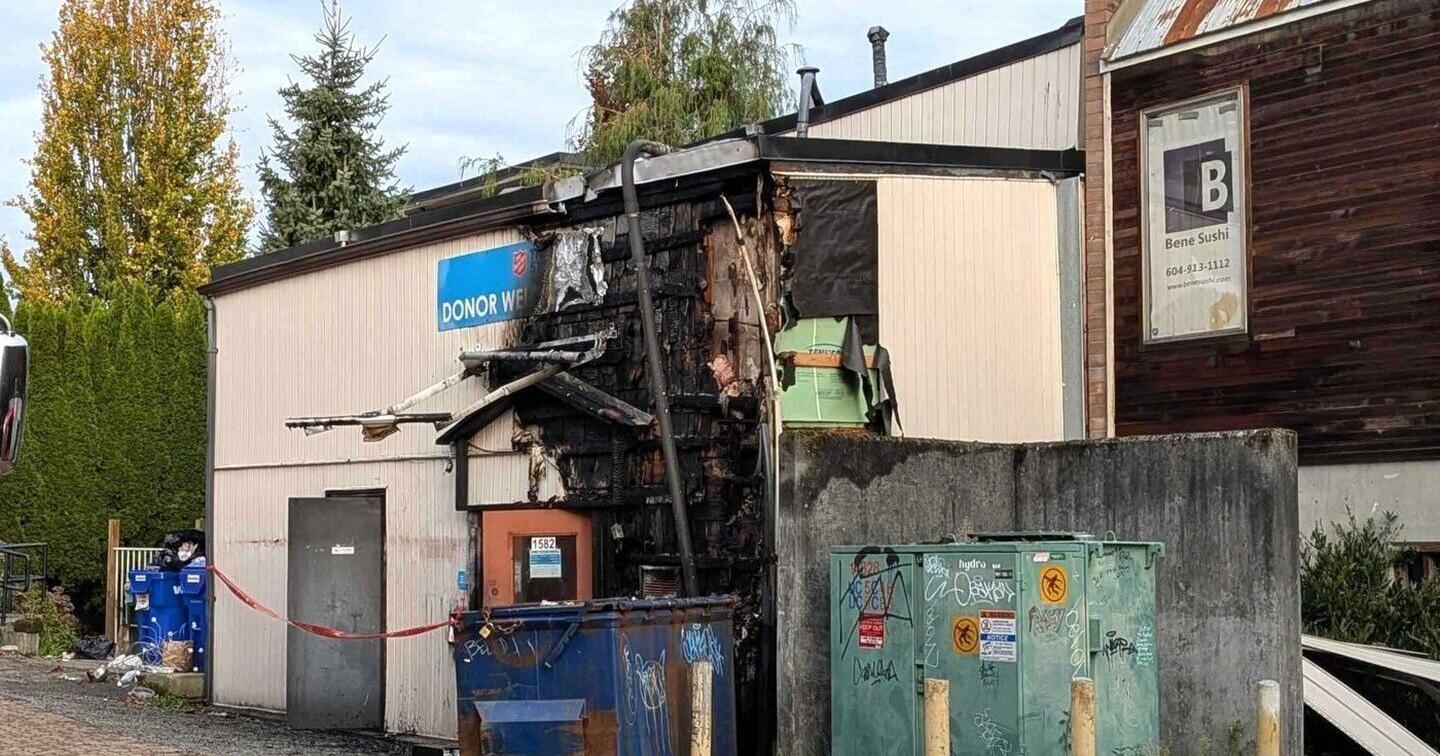 West Vancouver firefighters douse blaze at Salvation Army