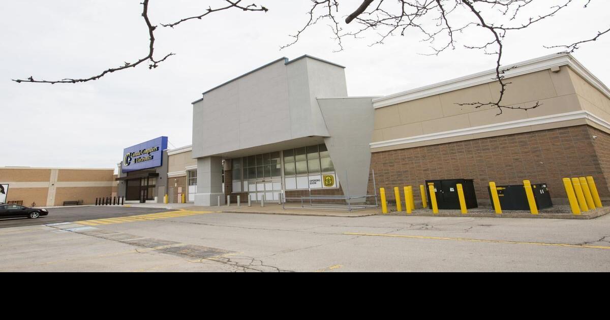 Proposed reptile zoo slides off the agenda again