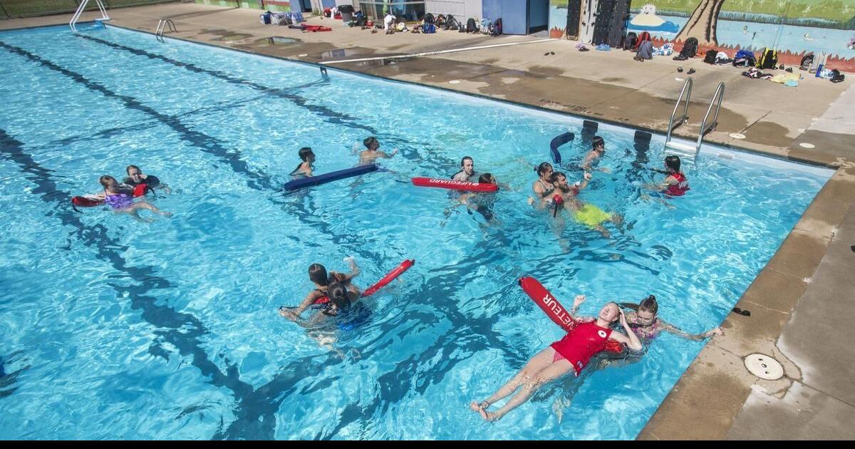 Niagara Falls opening outdoor pools Wednesday