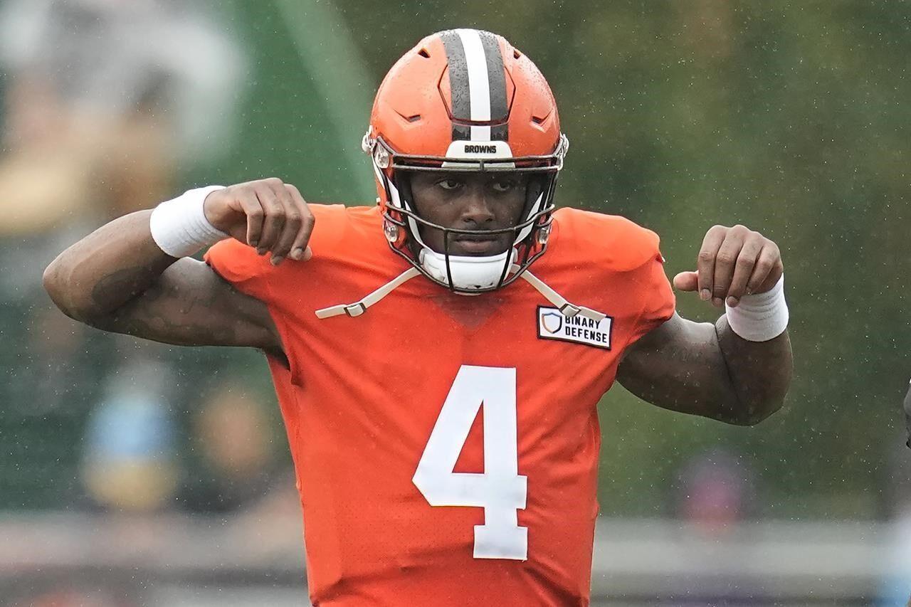 Deshaun Watson leads the Browns to a pair of TDs in a 33-32