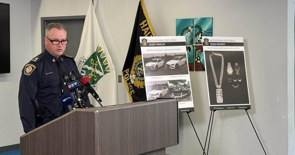 Andrew Baulcomb reporting image