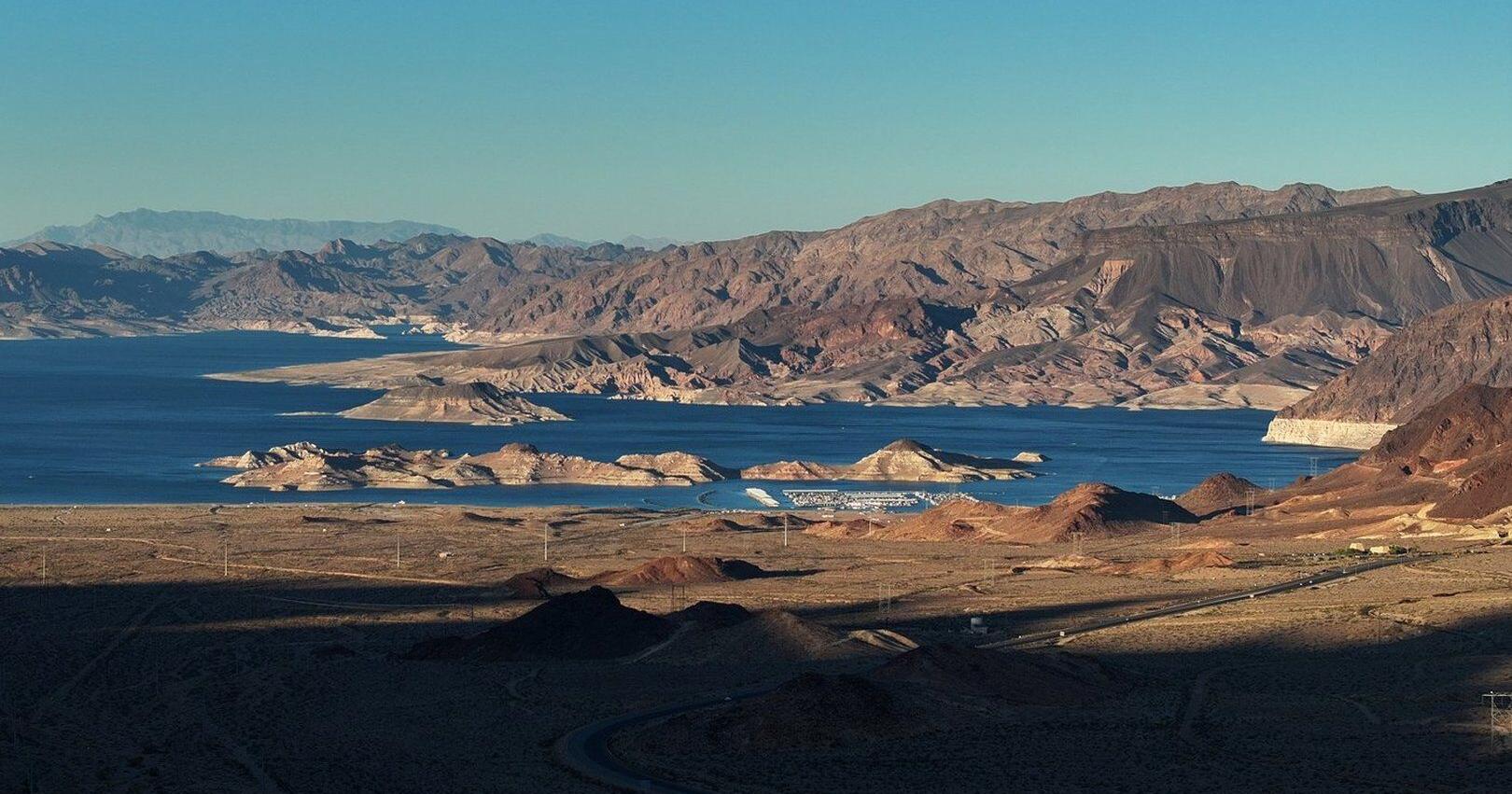 Mob hit ? Las Vegas police plan to release the ID of a man found in a barrel in Lake Mead