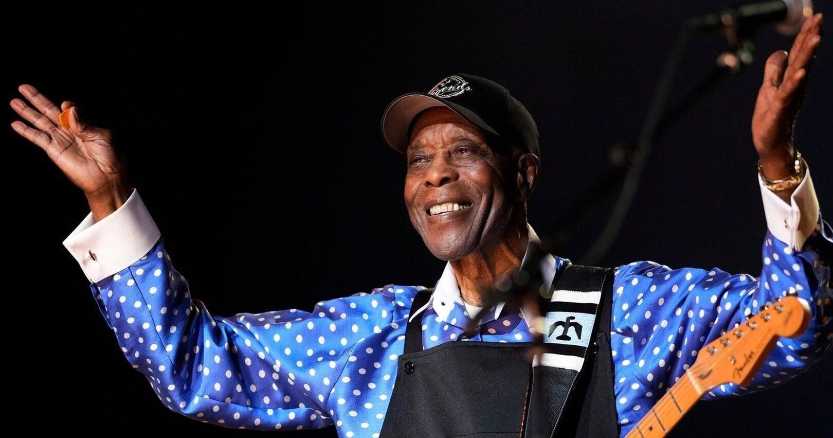 Buddy Guy celebrated at Radio City Music Hall with a sold - out Buddy Got the Blue show