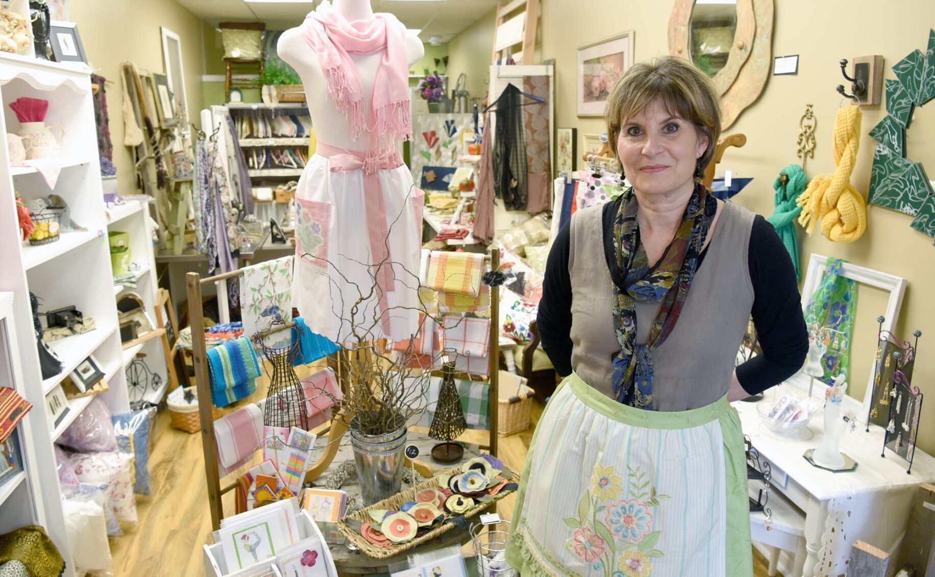 Your Personality Shabby Chic Boutique open for business in Welland