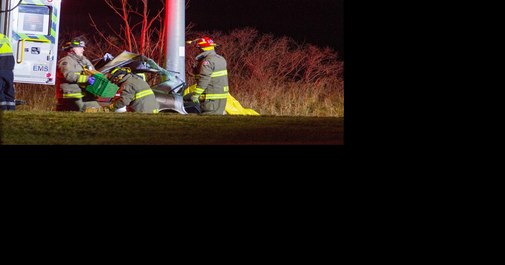 Man, 24, killed in West Lincoln after car strikes pole