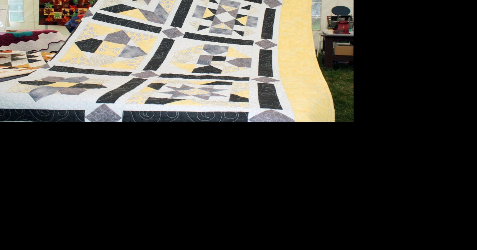 Grimsby quilters show support for Nelles museum