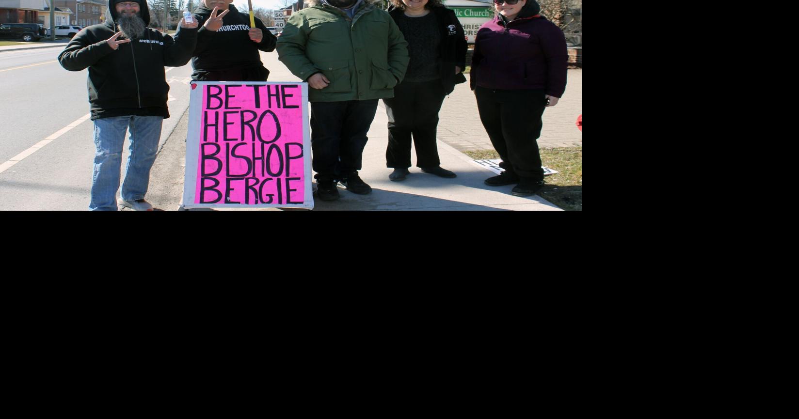 Welland man's protests continue despite coronavirus concerns