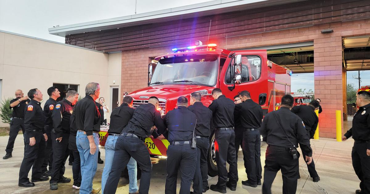 RRFD 'pushes in' a new fire engine | Local News | nogalesinternational.com