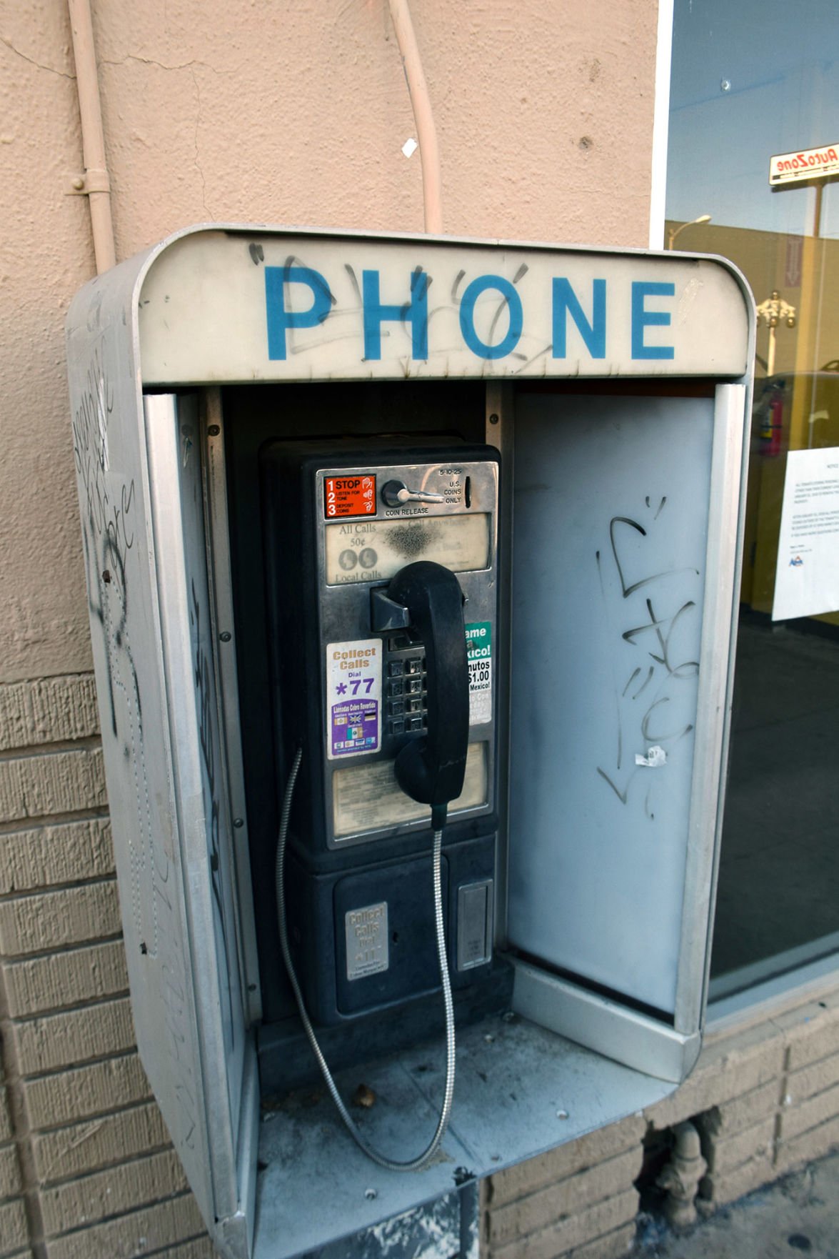 Pay phones linger in downtown Nogales Local News Stories