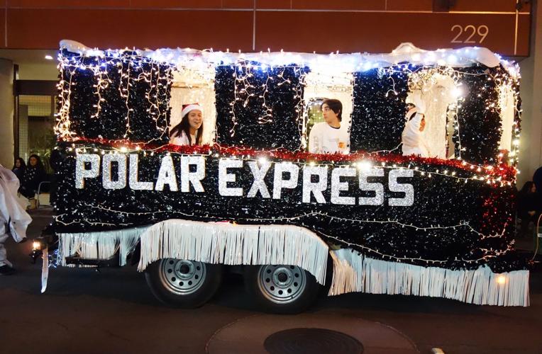 Gallery Christmas Light Parade in Nogales Gallery