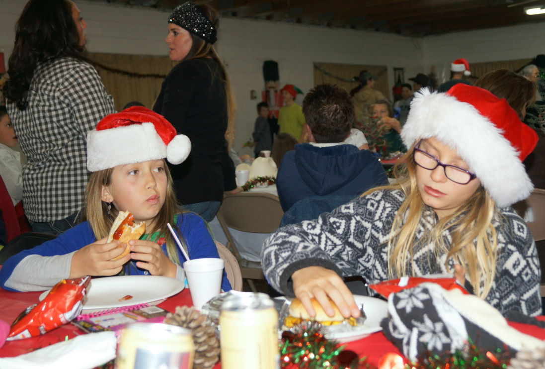 Local groups host Christmas party in Sonoita News