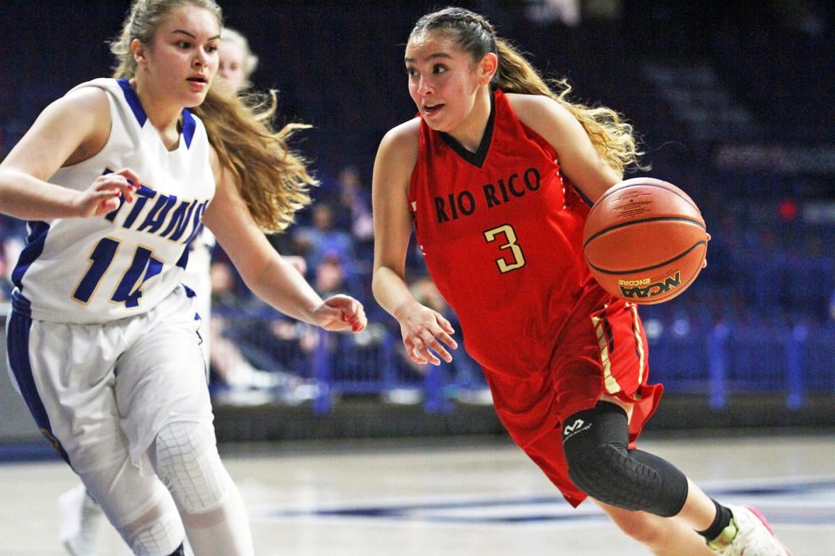 Local Soccer Basketball Teams Poised For Playoffs Local Sports