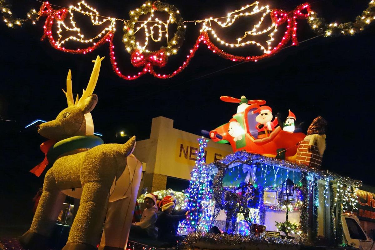 2022 Christmas Parade In Nogales Az Gallery: Christmas Light Parade In Nogales | Gallery |  Nogalesinternational.com