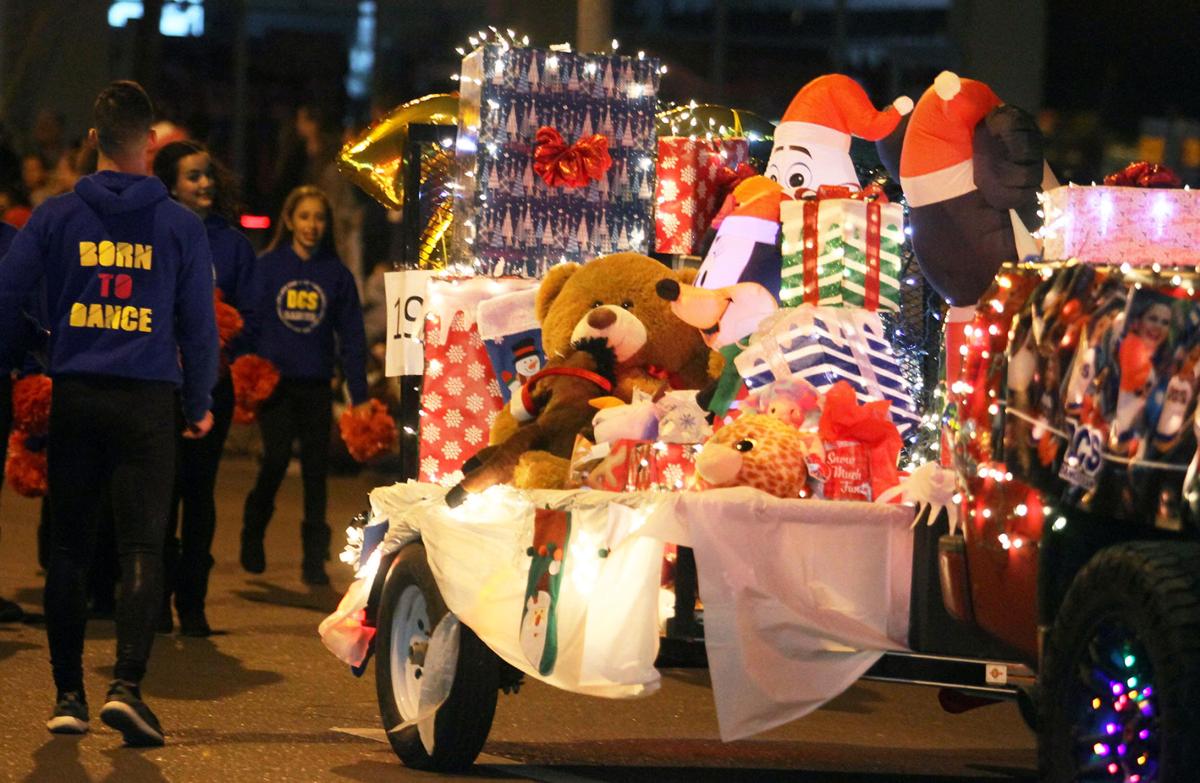 2022 Christmas Parade In Nogales Az Gallery: Christmas Light Parade In Nogales | Gallery |  Nogalesinternational.com