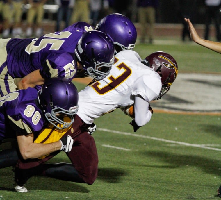 Queen Creek beats Nogales 35-0 in state football semifinal | Local