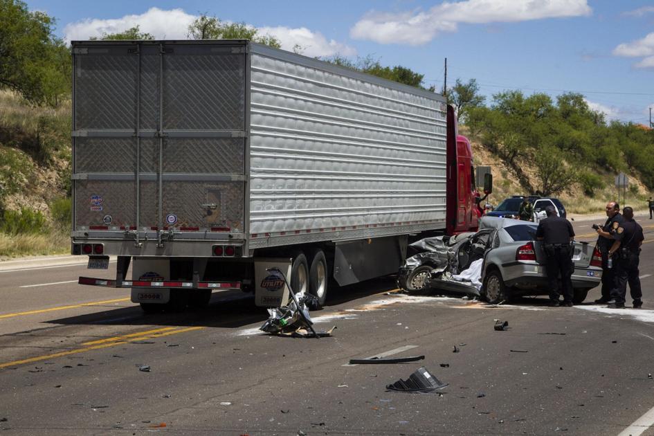 Michigan couple killed in wreck on SR 82 in Nogales