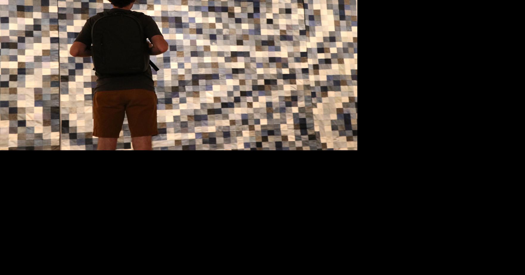 Building oceans from old jeans: Nogales artist confronts the cost of fast fashion