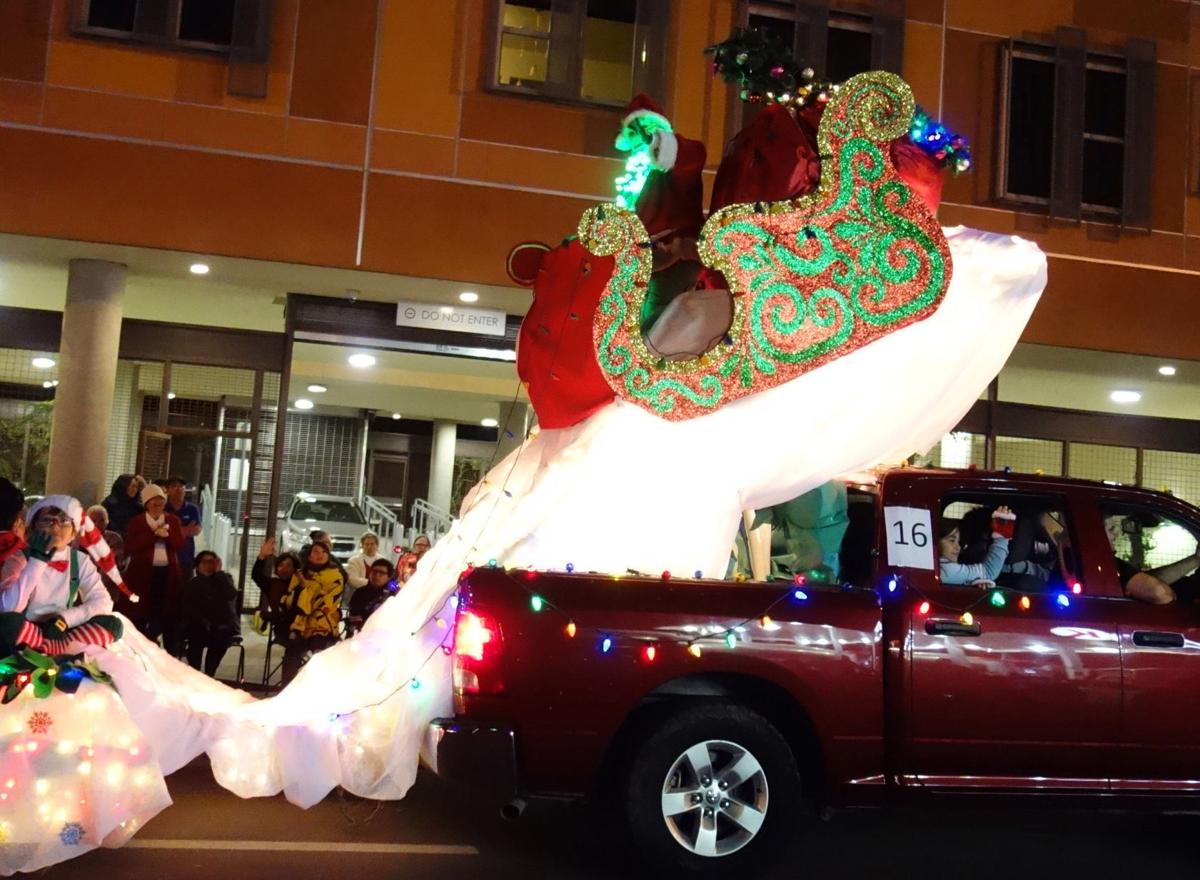 Challenger Awarded First Place As City Presents Christmas Parade Prizes Community Nogalesinternational Com