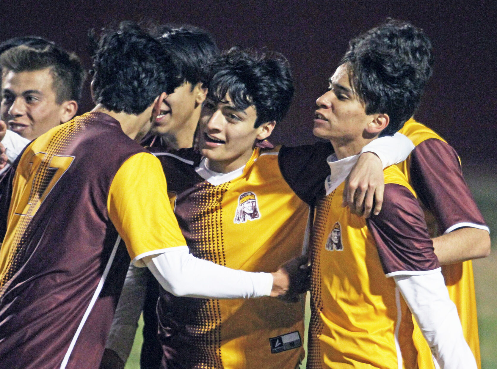 Apaches boys edge Rincon/University 3-2 to start soccer season | Local  Sports | nogalesinternational.com