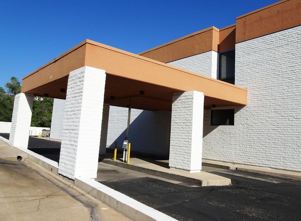 City agrees to buy former Chase Bank building | Local News ...