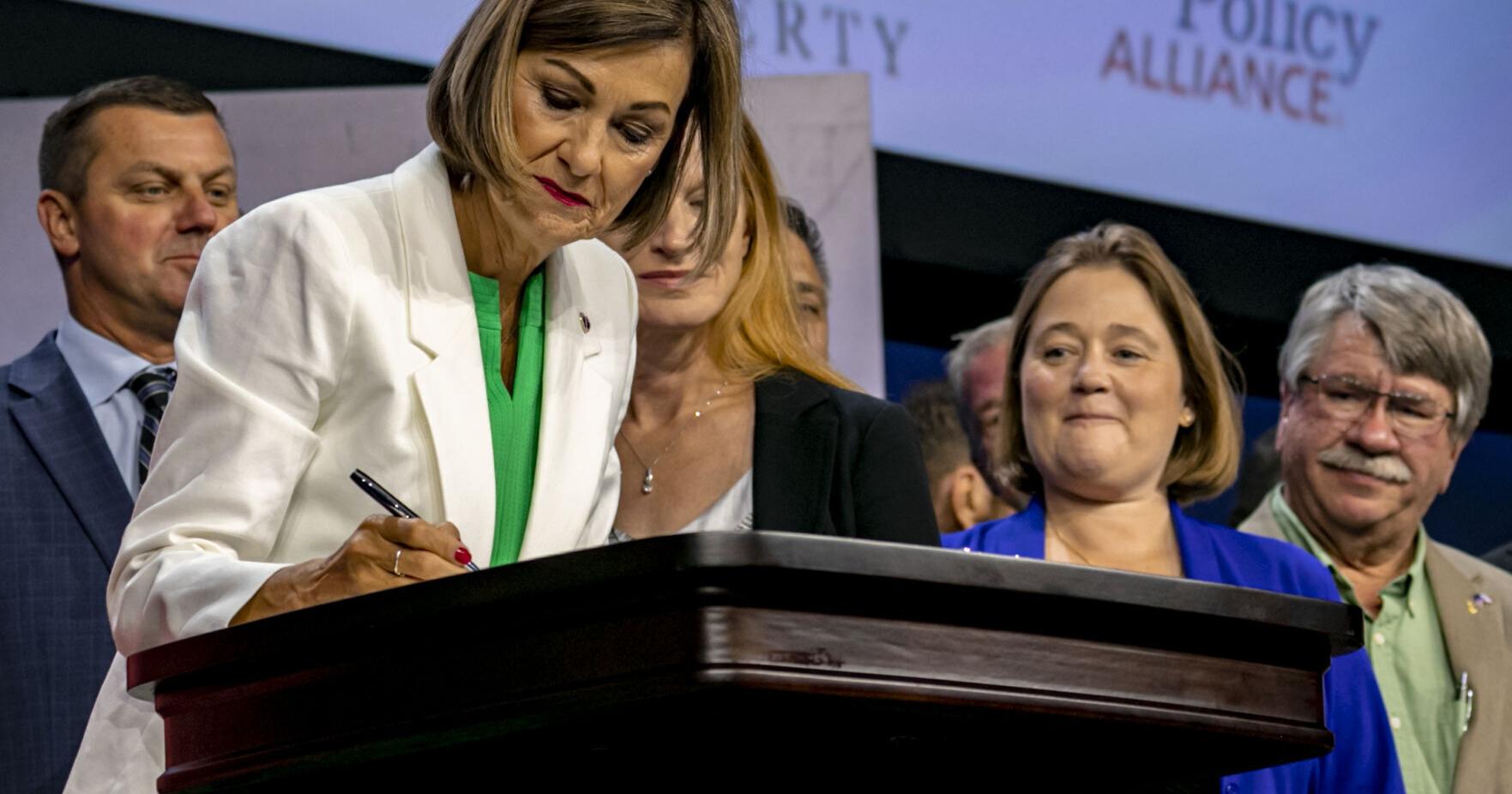 Kim Reynolds defends abortion ban after Trump criticisms - Vimarsana News
