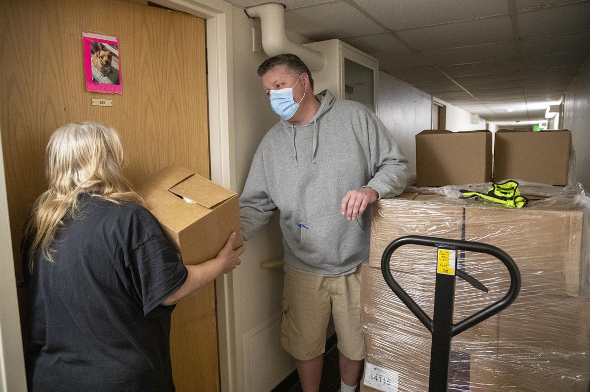 Bluffs Pantry To Distribute Giant Shipment Of Food Announcements Nonpareilonline Com