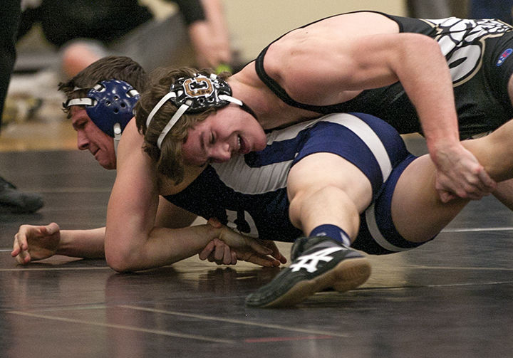 Glenwood wrestlers finish strong in win Sports News