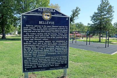 092122-bl-news-historical-marker-p1.JPG