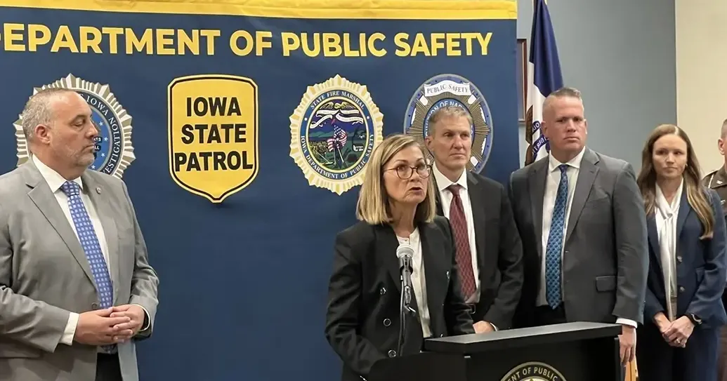 Gov. Kim Reynolds warns Iowans about effects of kratom, calls for total ban
