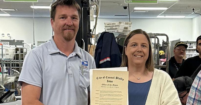 Council Bluffs Post Office collects about 14,000 pounds of donations for food banks