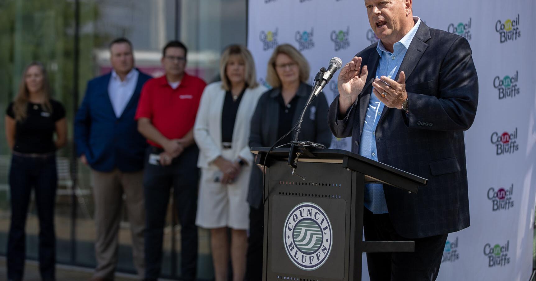 Free BLink Wi-Fi celebrates decade of expansion across Council Bluffs neighborhoods - Vimarsana News