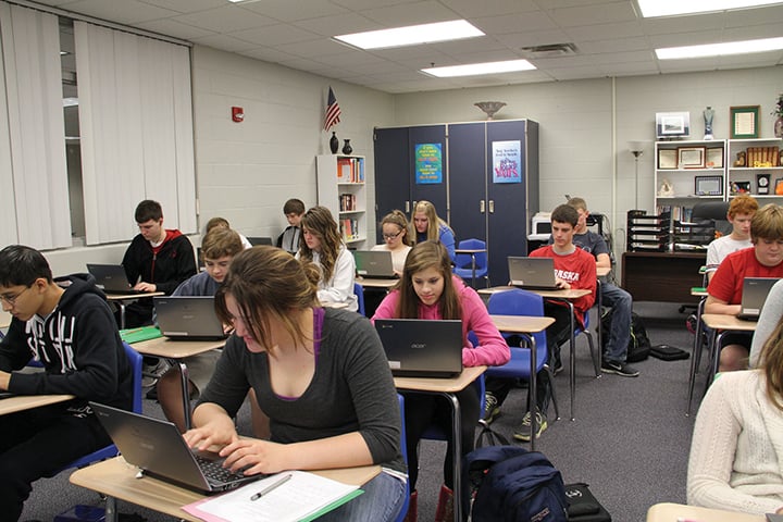 Lewis Central High School students finally receive Chromebooks