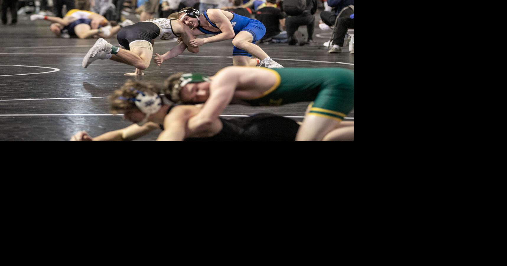 75 teams descend on MidAmerica Center for Council Bluffs Wrestling Classic