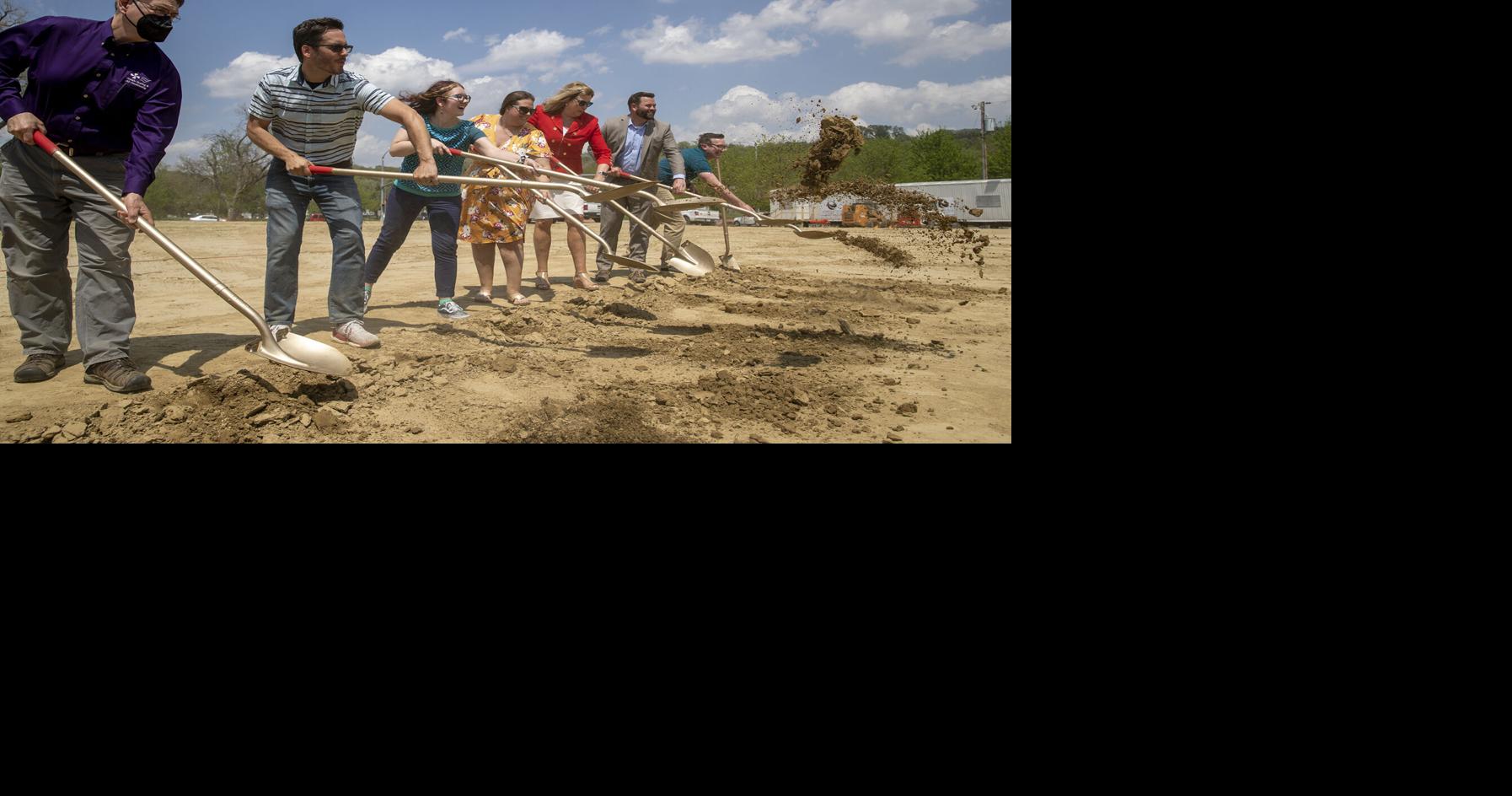 State, Bluffs education officials break ground for new Early Learning Center | Education