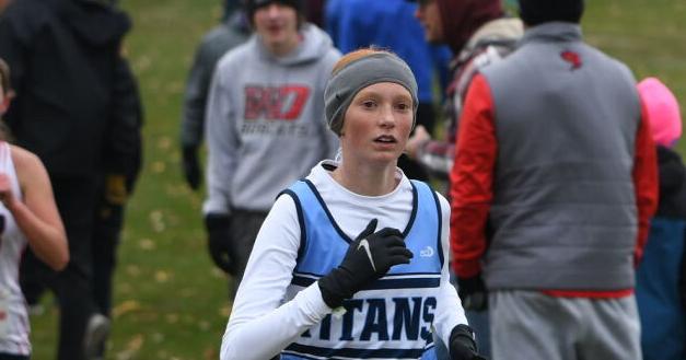 Hoss wins twice as Lewis Central takes team title at Treynor's Cardinal Relays
