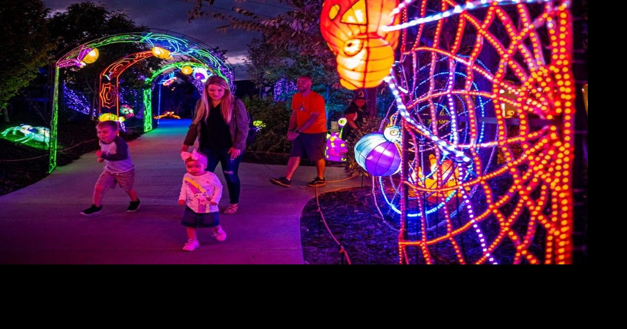 Ghouls and Glow at Omaha zoo returns