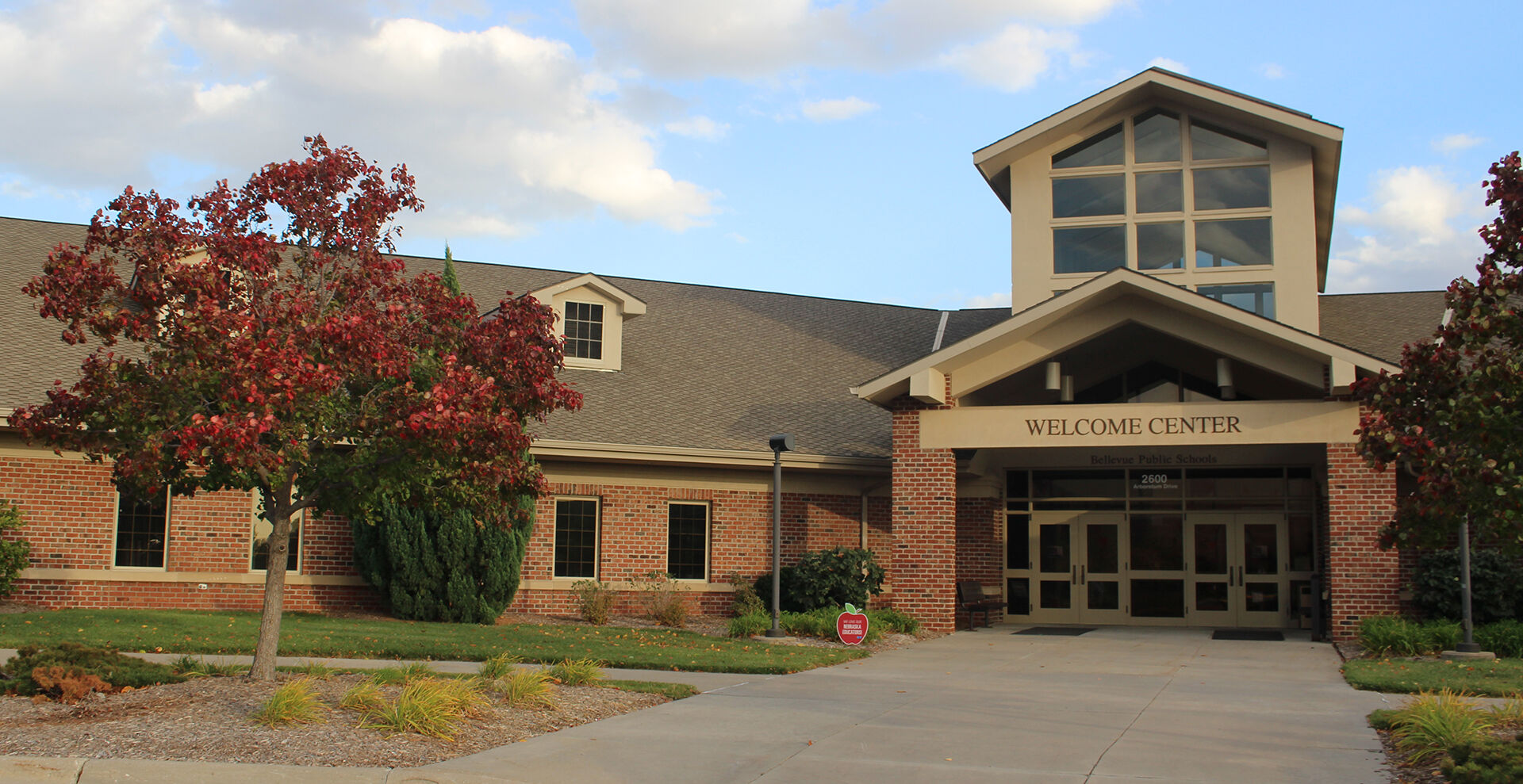 Bellevue school board candidates discuss pandemic transparency