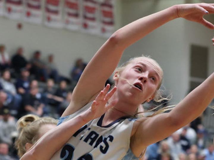 Roundup L C Girls Win Battle Of Rated Teams Sports Nonpareilonline Com