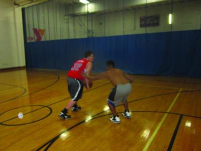 Popular Y Leagues Keeps Players On The Ball Local News