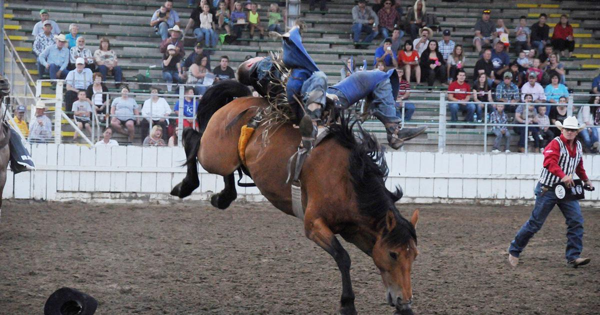 Uiowa Ropes The Ropes & The Reins: Sidney Iowa Championship Rodeo still going ...