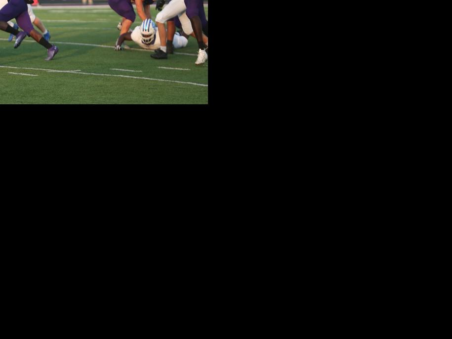 Defense leads, RBs carry 3 takeaways from Bellevue West's win over