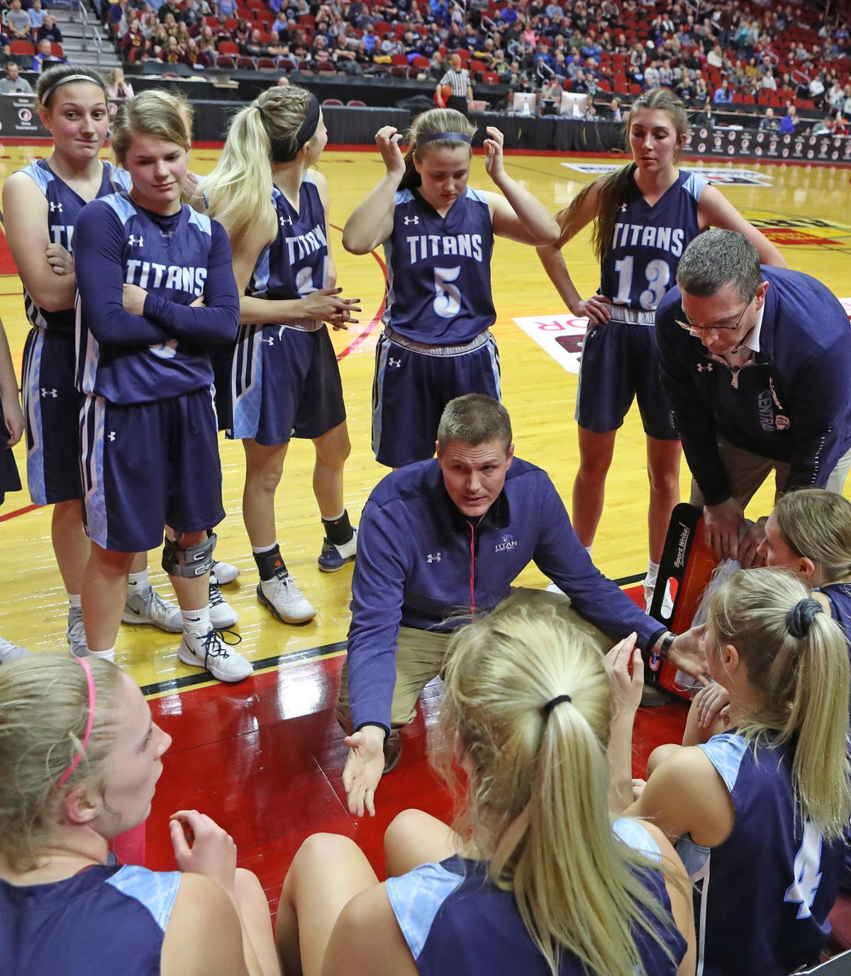 Lewis Central wins at state tourney for first time since 1965 High