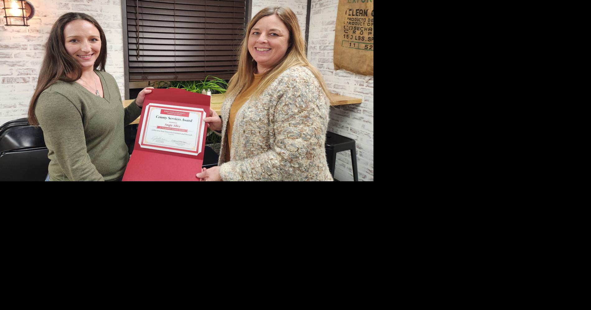 Riverside Rockets 4-H Club volunteer honored ISU Extension
