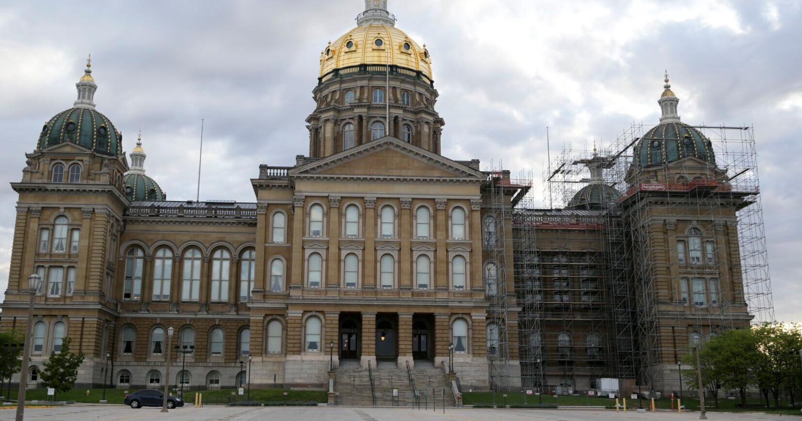 Ex-legislative leader loses lobbying gig in Dems' dispute - Vimarsana News