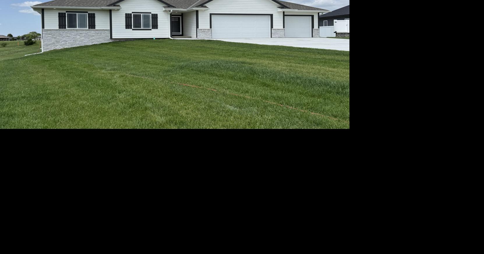 Community Foundation for Western Iowa marks Vision Malvern home sale