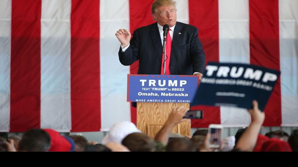 Trump Rallies 3 500 Supporters During Short Stop At Eppley Airfield Local News Nonpareilonline Com