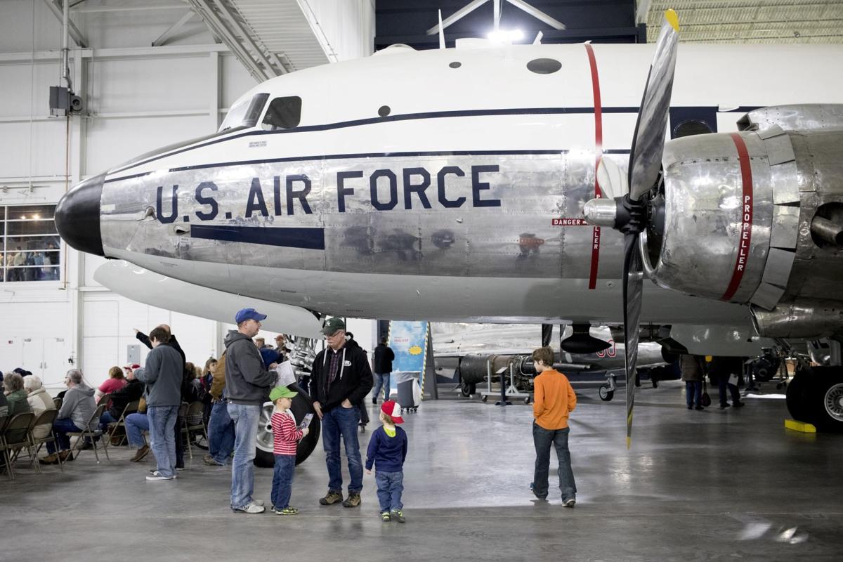 indoor air show file